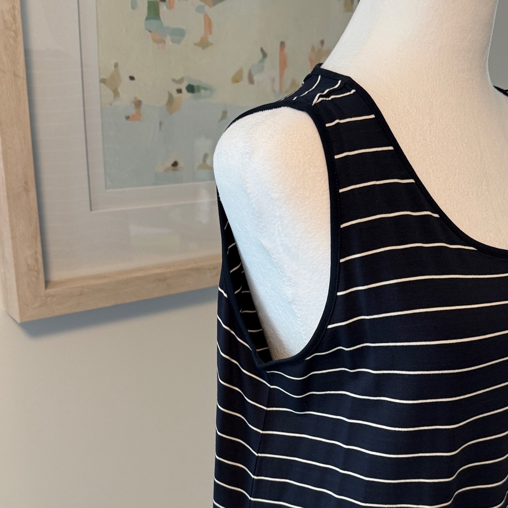 NWT 🌸 J Jill Wearever Striped Sleeveless Tank Top Size Large - Picture 3 of 6